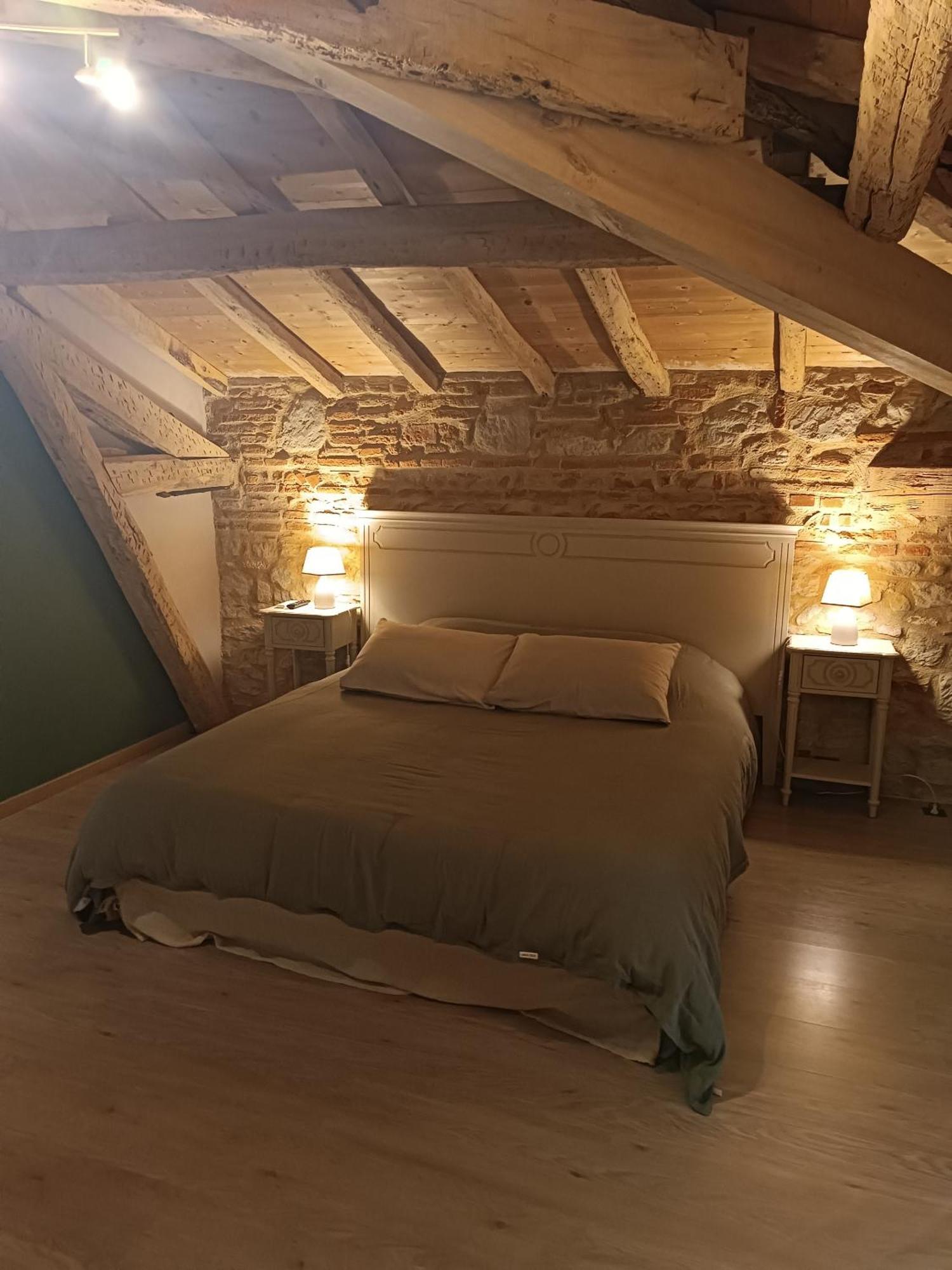 Le Jardin Des Cedres Hotel Lavaur  Szoba fotó