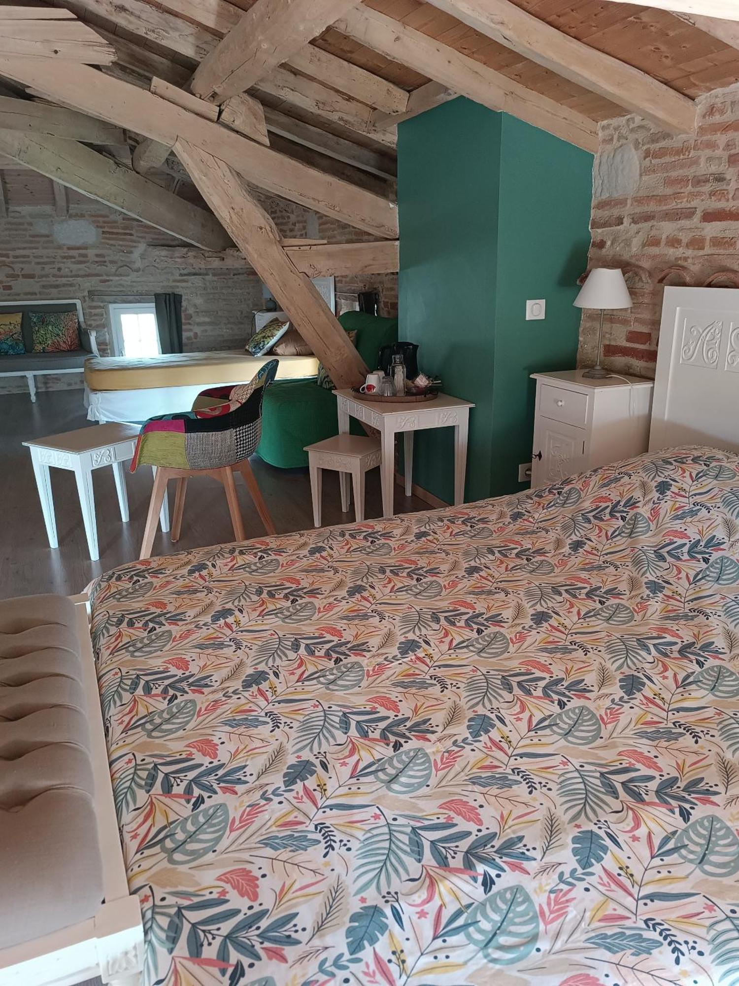 Le Jardin Des Cedres Hotel Lavaur  Szoba fotó