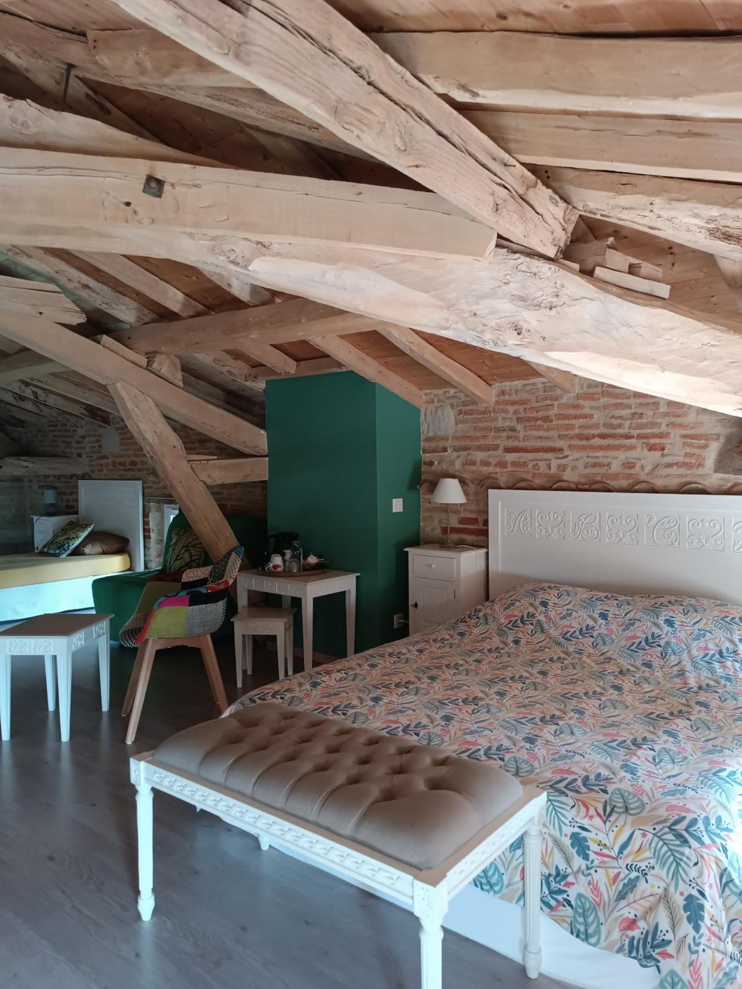 Le Jardin Des Cedres Hotel Lavaur  Szoba fotó